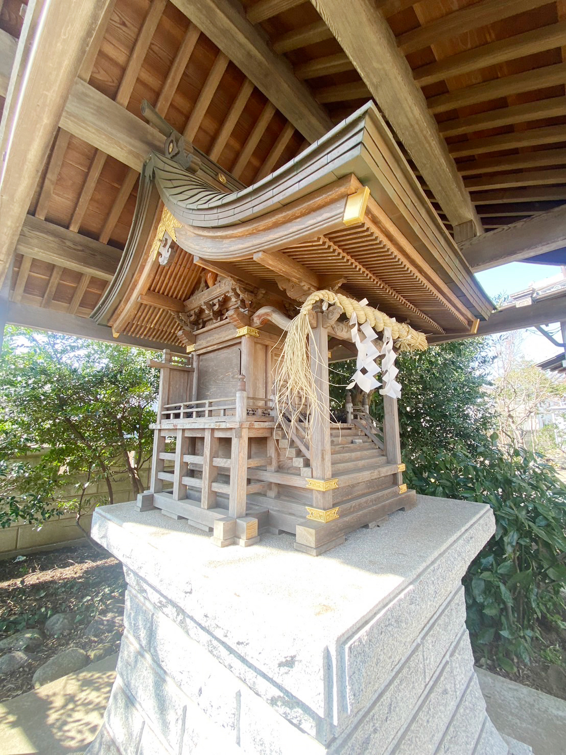 お稲荷様・上屋根